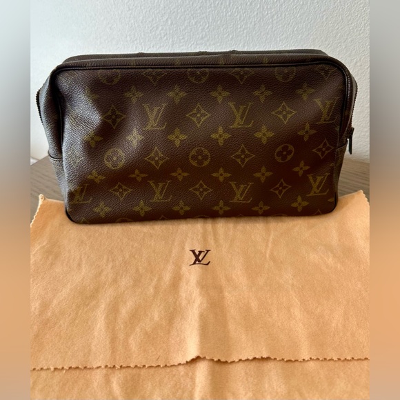 Discontinued Vintage Louis Vuitton Monogram Trousse Toilette Toiletry Pouch - Picture 1 of 17